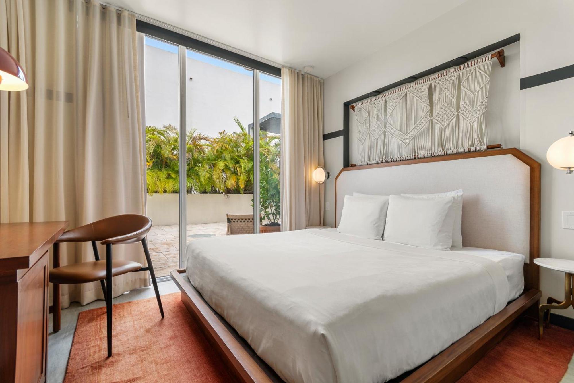 The Daydrift Hotel Miami Beach Exterior photo