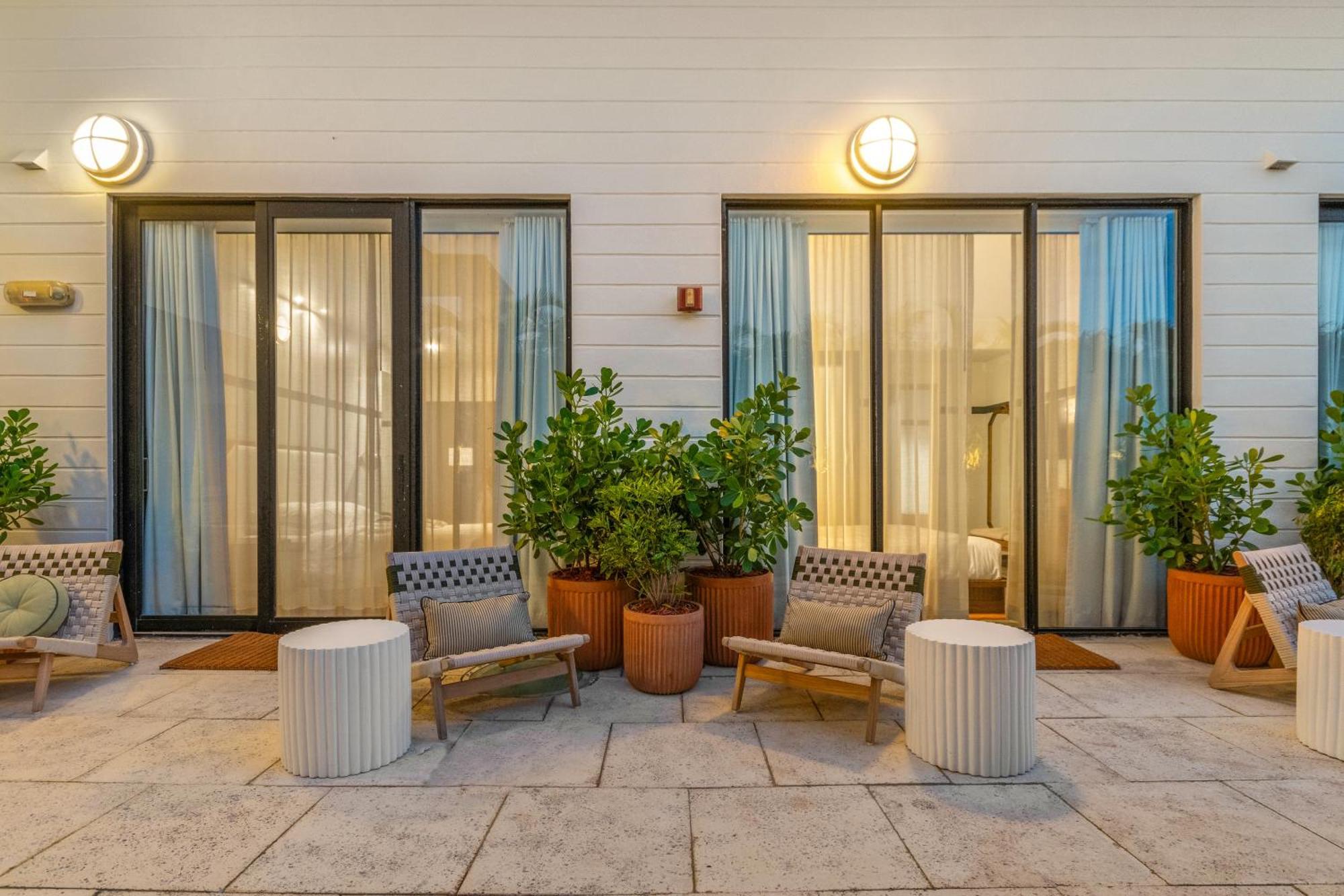 The Daydrift Hotel Miami Beach Exterior photo