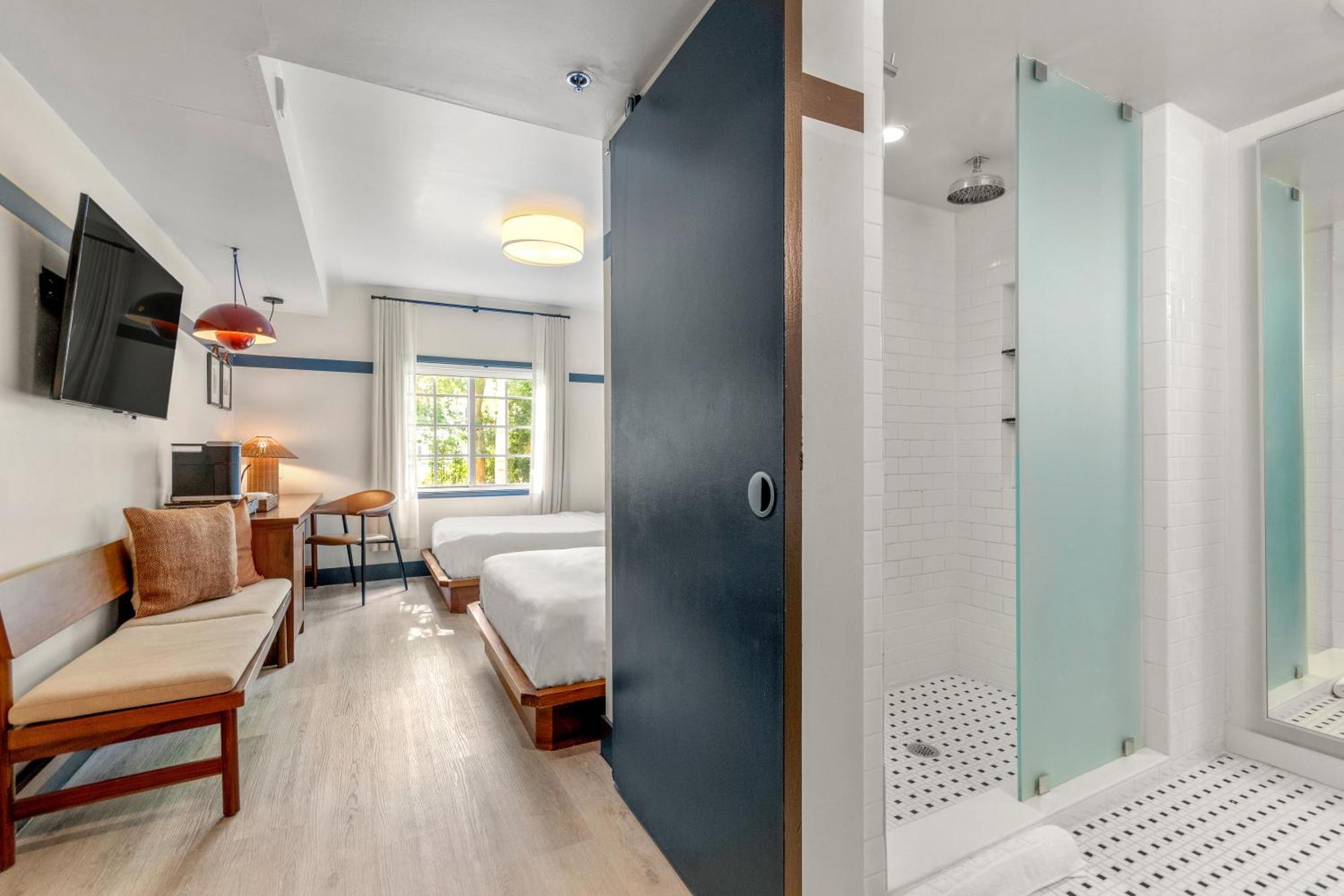 The Daydrift Hotel Miami Beach Exterior photo