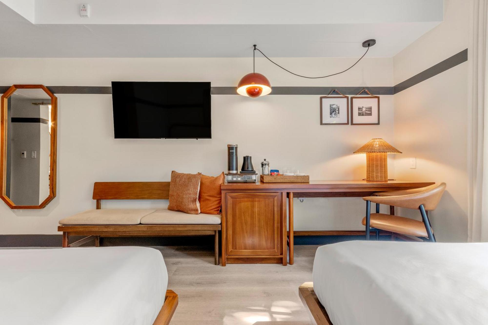 The Daydrift Hotel Miami Beach Exterior photo