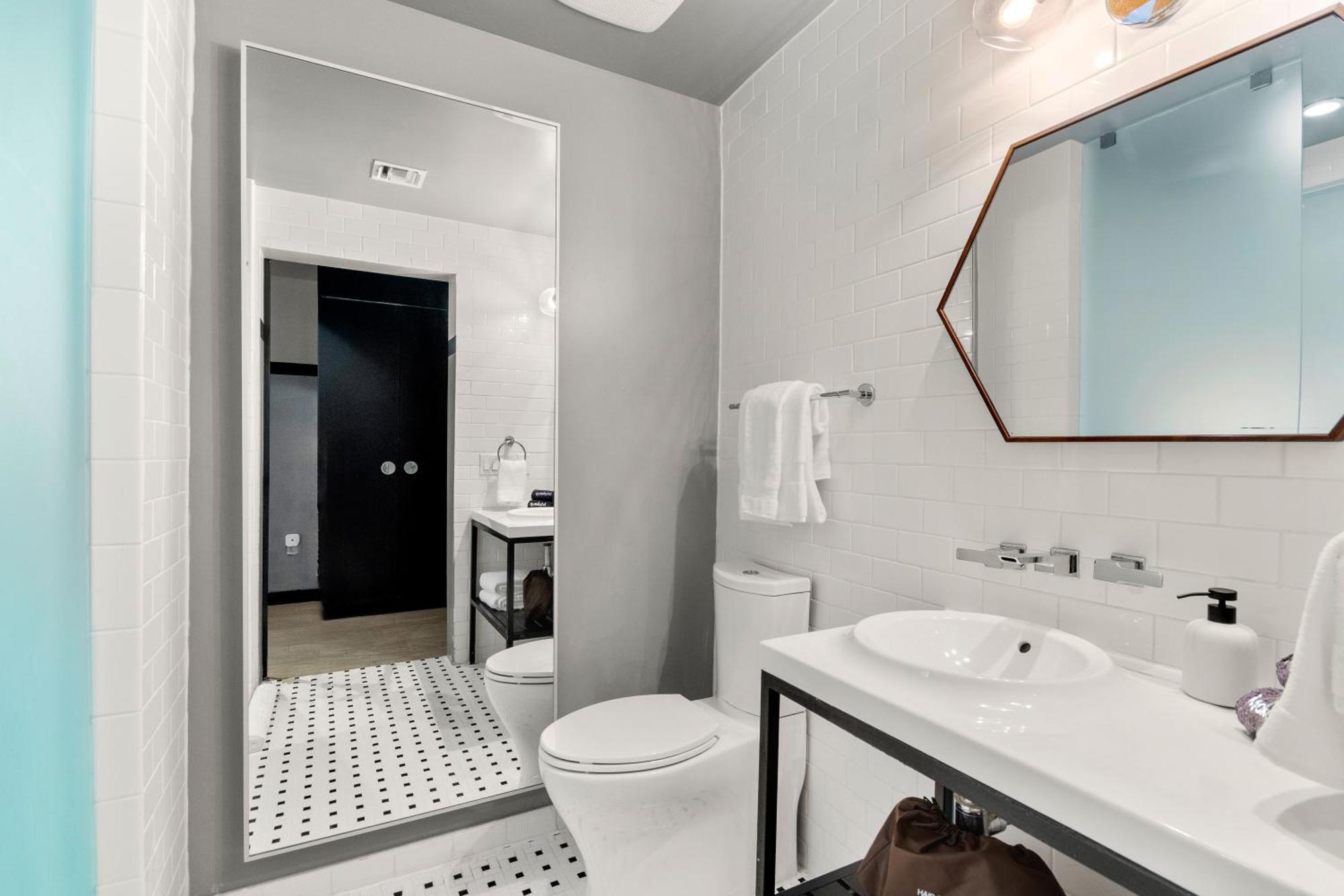 The Daydrift Hotel Miami Beach Exterior photo